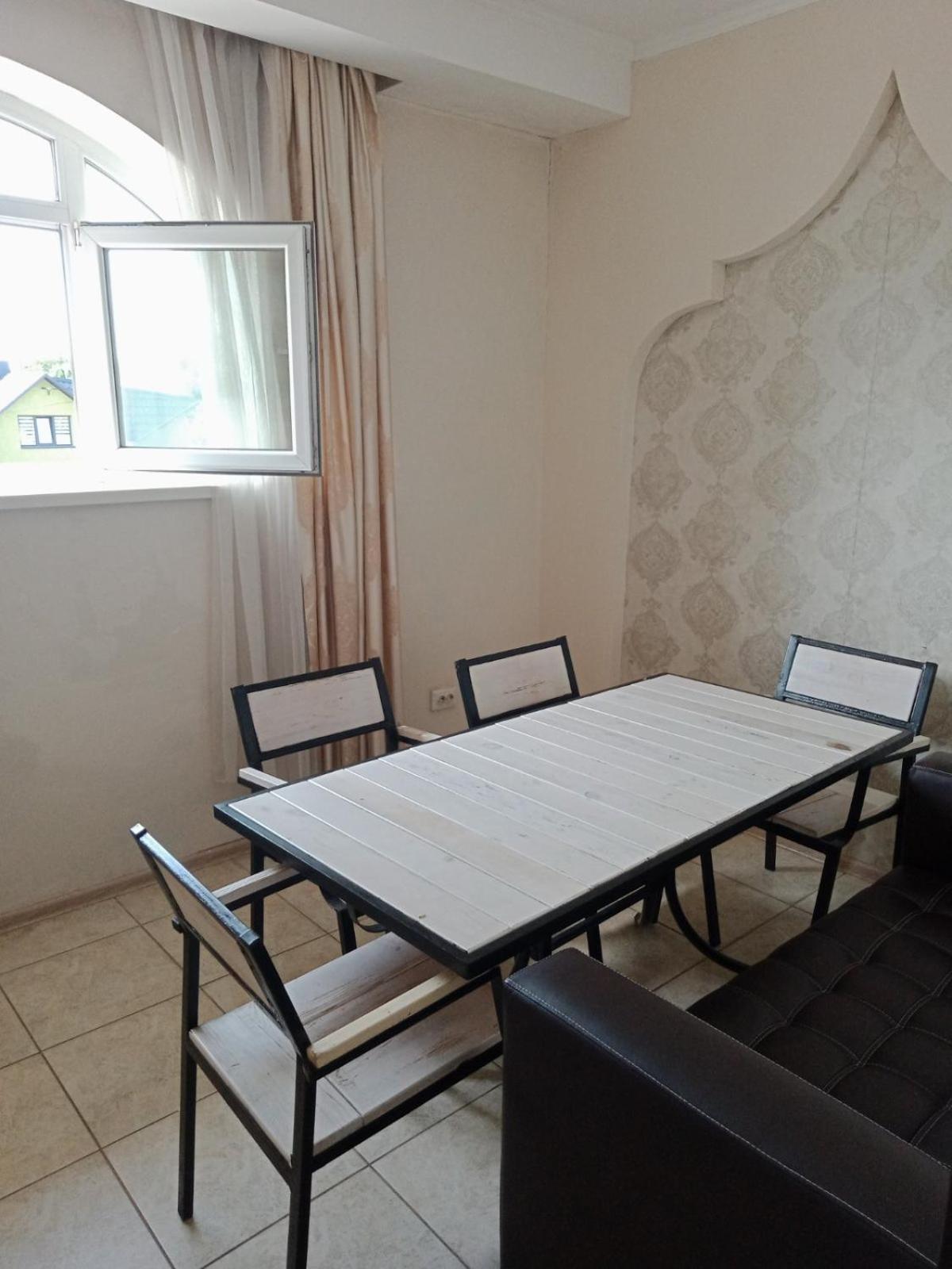 Орк "Блісс" Hotel Rivne Ngoại thất bức ảnh