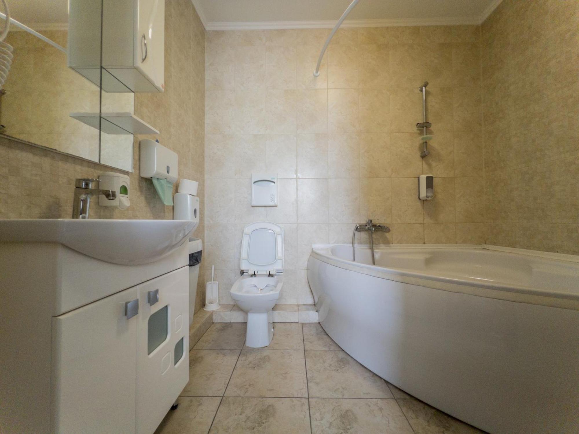 Орк "Блісс" Hotel Rivne Phòng bức ảnh