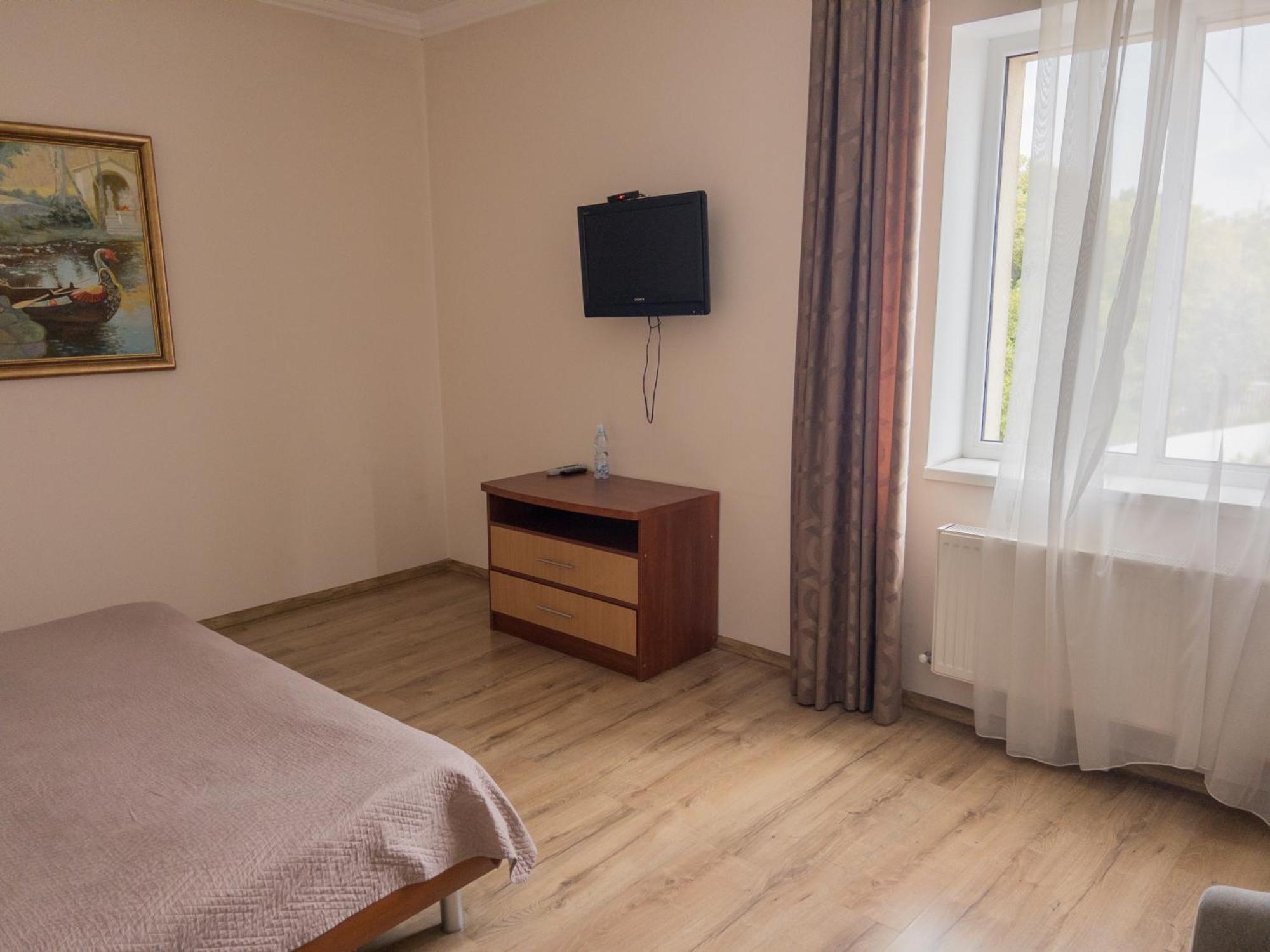 Орк "Блісс" Hotel Rivne Ngoại thất bức ảnh