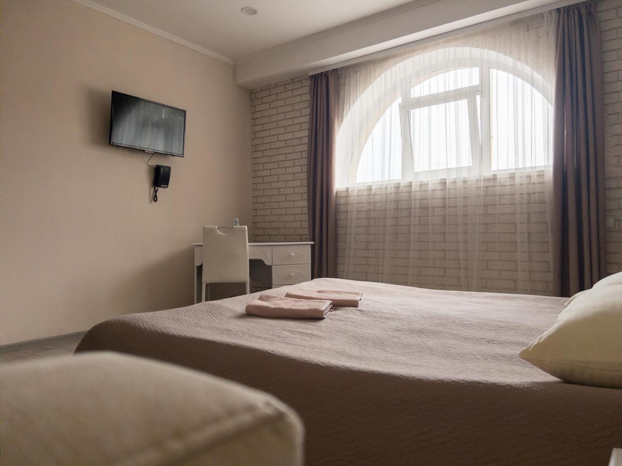 Орк "Блісс" Hotel Rivne Ngoại thất bức ảnh
