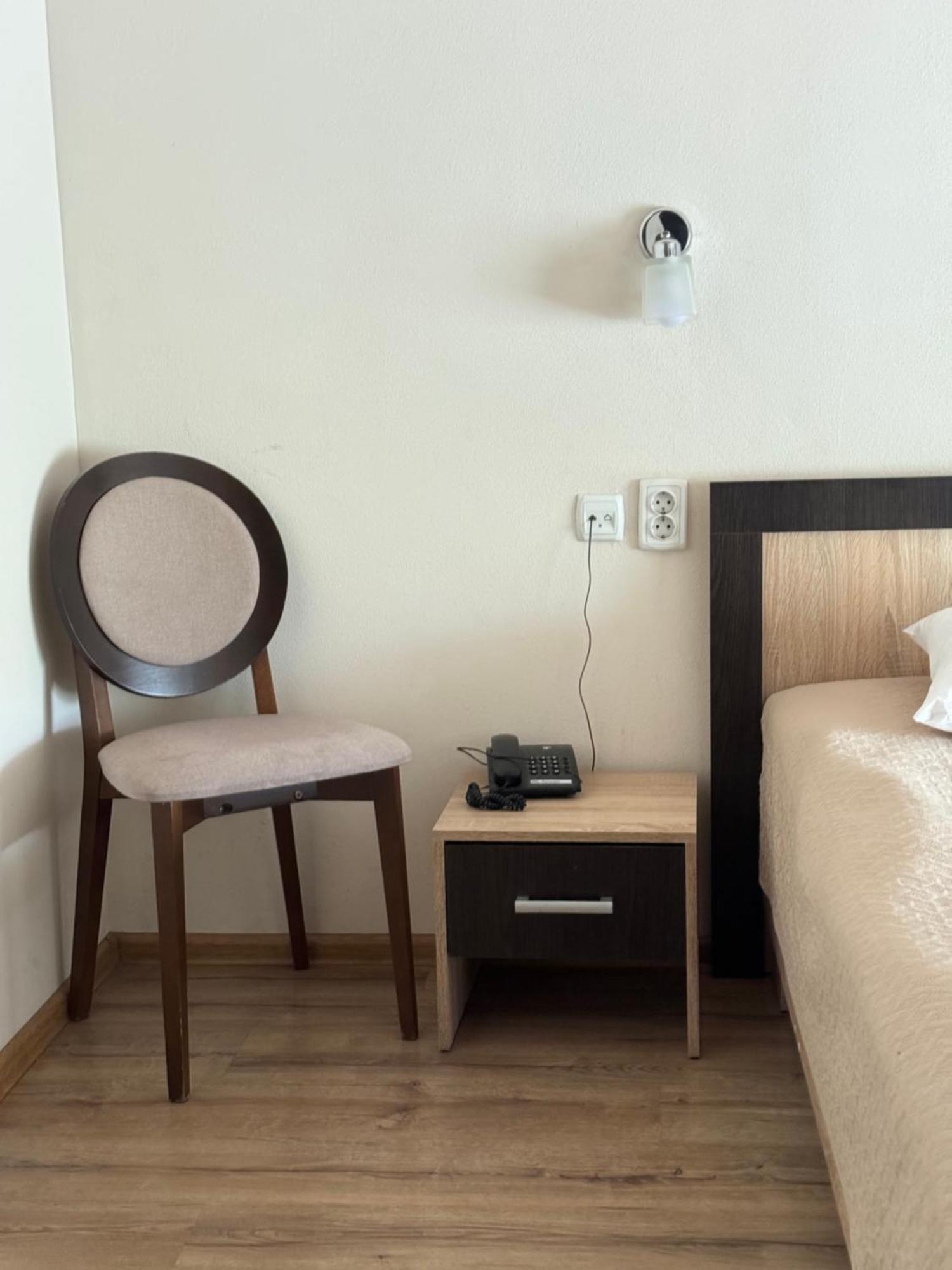 Орк "Блісс" Hotel Rivne Phòng bức ảnh